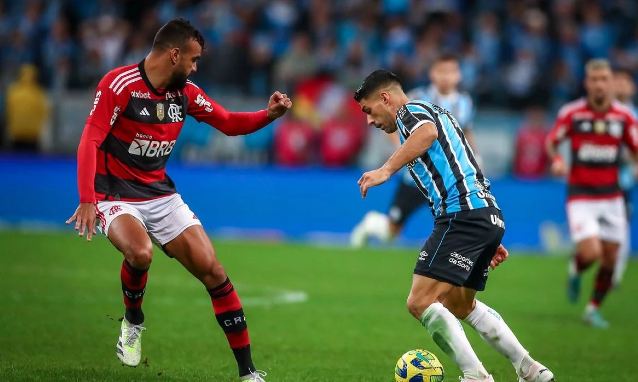 Quarta-feira (16/8) - Com vantagem, Fla pega Grêmio por vaga na final da Copa do Brasil